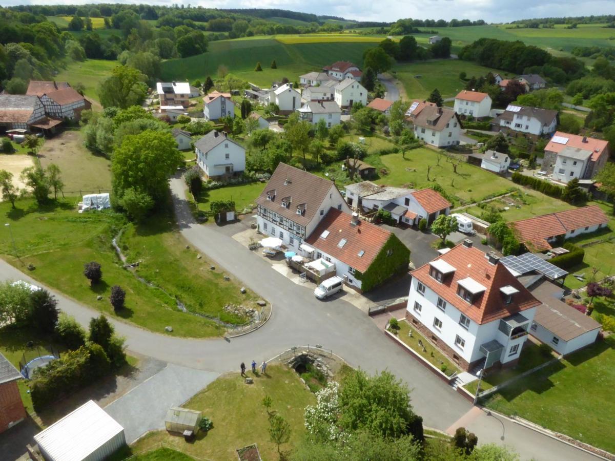 Ferienwohnung An Der Schlier Neuental Exterior foto